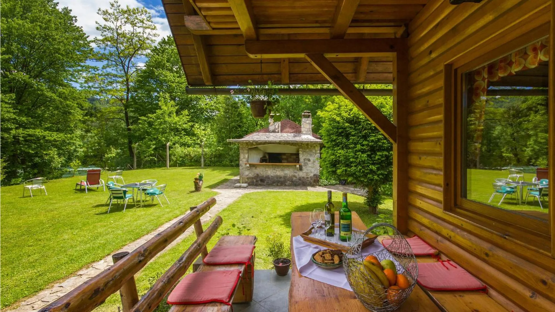 3 Bedroom Lovely Home In Blazevci Croatia